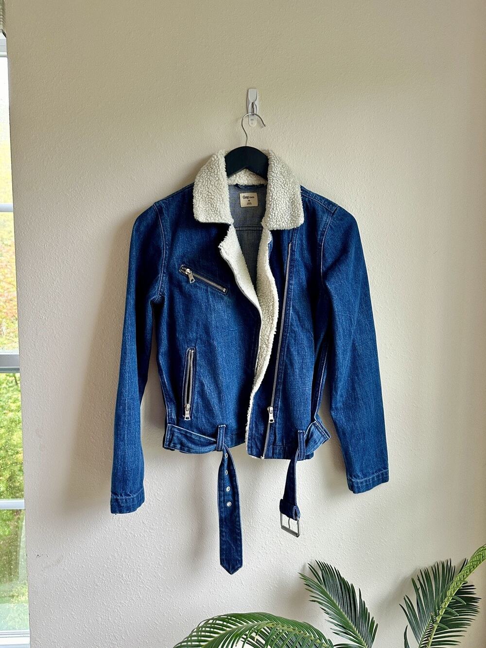 Gap Women's Denim Jacket XS Sherpa Lined Biker Belt Buckle Blue 1969